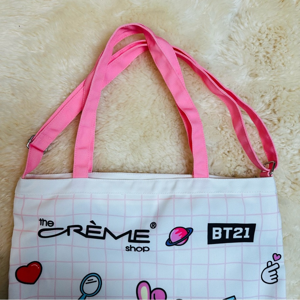 NWOT BT21 The Crème Shop BTS K-POP Summer Beach Pink/White Tote Bag - Picture 4 of 8